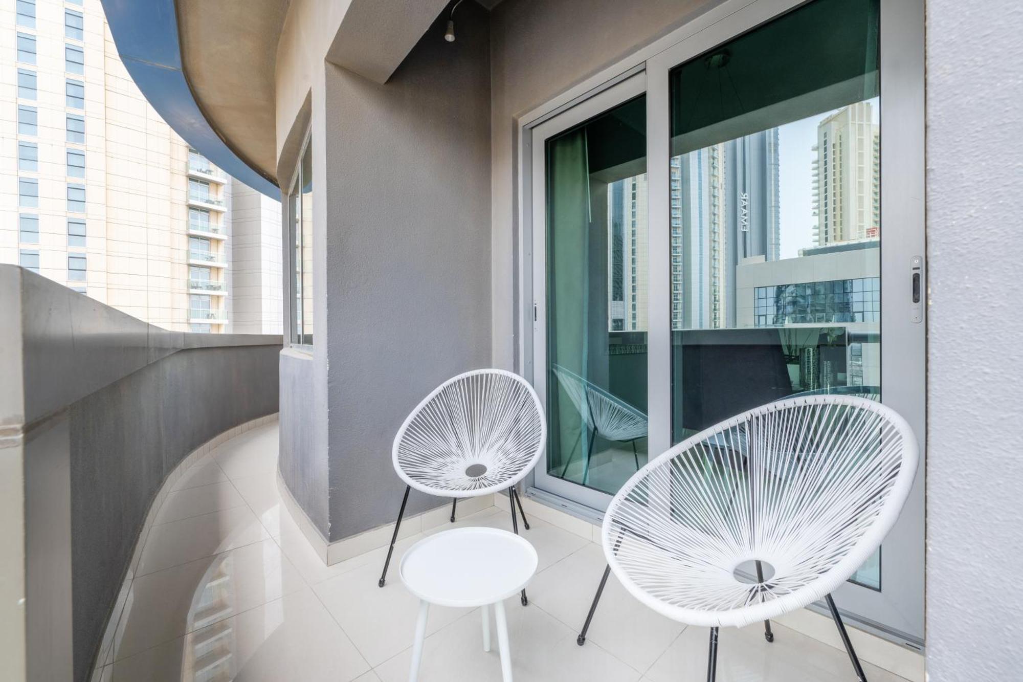 Downtown Luxury - 5 Star Hotel Facilities - 5 Min Walk To Dubai Mall Exterior photo